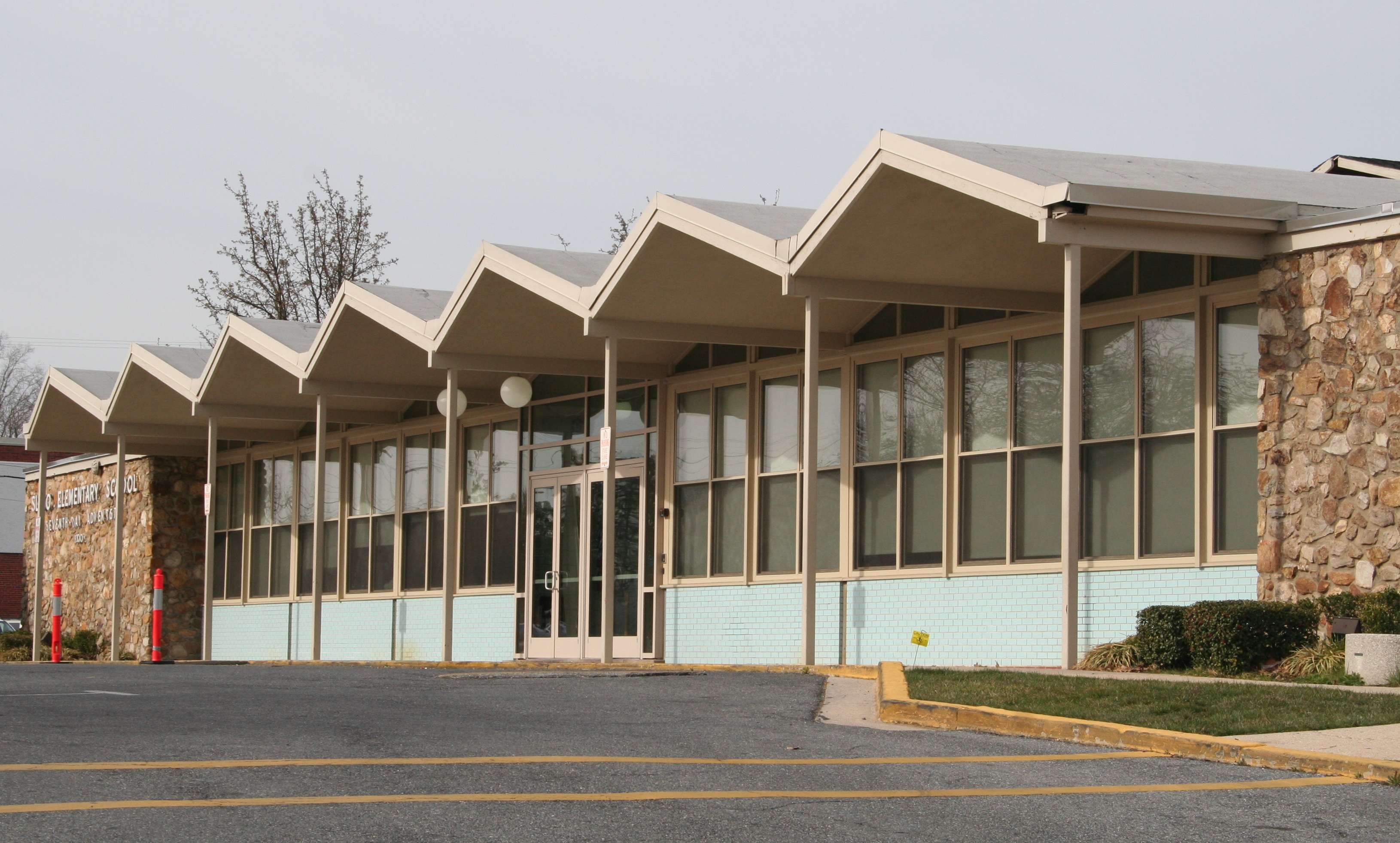 Sligo Adventist Elementary School (1963), Ronald Senseman, architect