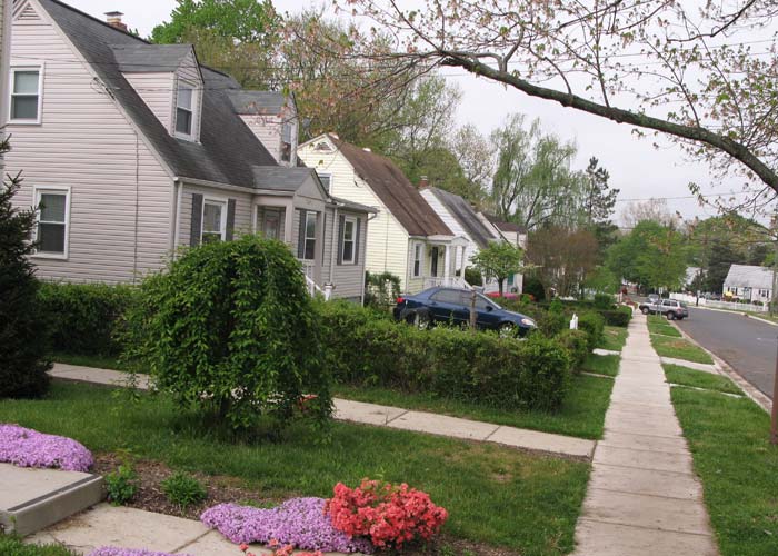 Planners want to preserve single-family neighborhoods - one of Glenmont's strengths - by providing transitions between new development and existing homes. 